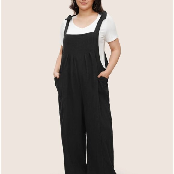 BloomChic Solid Pleated Detail Pocket Knotted Shoulder Overall Jumpsuit - Picture 3 of 4